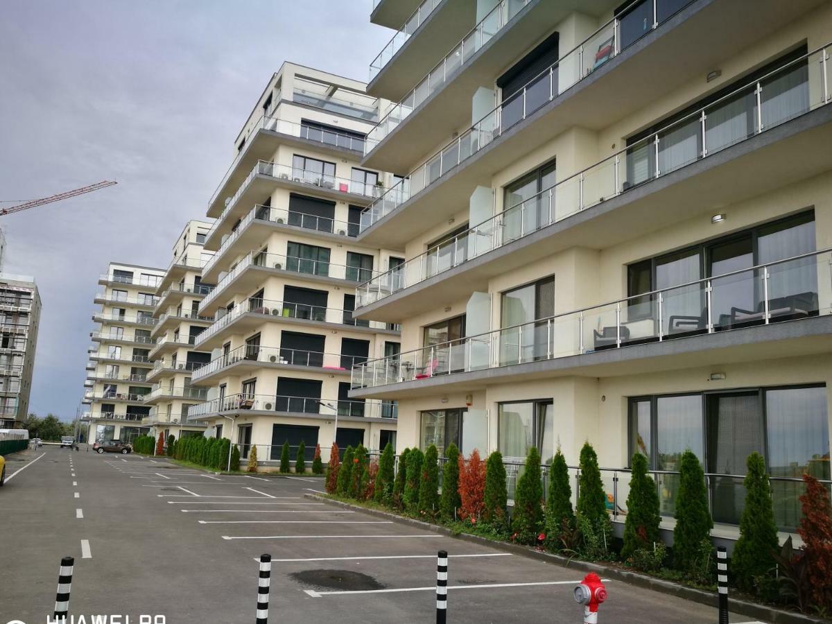 Luxury 42 De Silva *