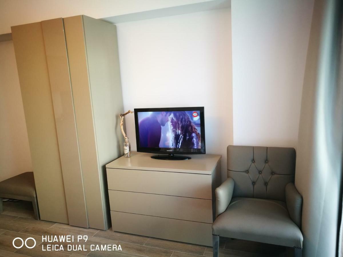 Apartment Luxury 42 De Silva Mamaia