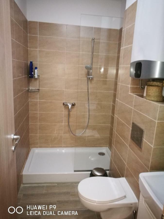 Luxury 42 De Silva Apartment Mamaia